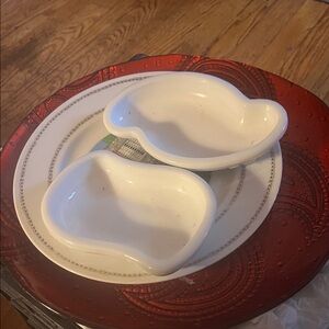 VintageElegant milk glass trinket Dishes